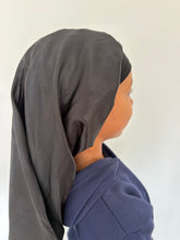 Load image into Gallery viewer, Long Satin Bonnet
