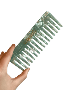 cute curlz mint green wide tooth comb