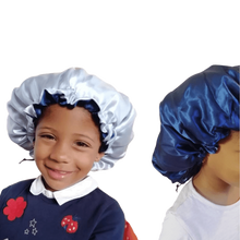 Load image into Gallery viewer, Medium satin bonnet (reversible)
