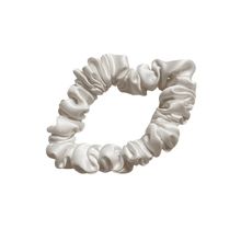 Load image into Gallery viewer, Skinny satin scrunchies
